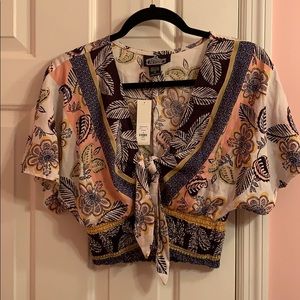 Crop top blouse super cute for summer NEW with Tag